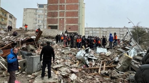 Asrın felaketinden asrın dirilişine! Yüzyılın acısının üzerinden iki yıl geçti